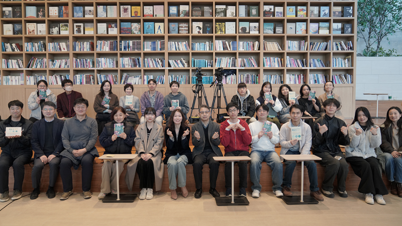 서울캠퍼스 도서관, 2025학년도 제5회 HUFStory 북토크 개최 이미지